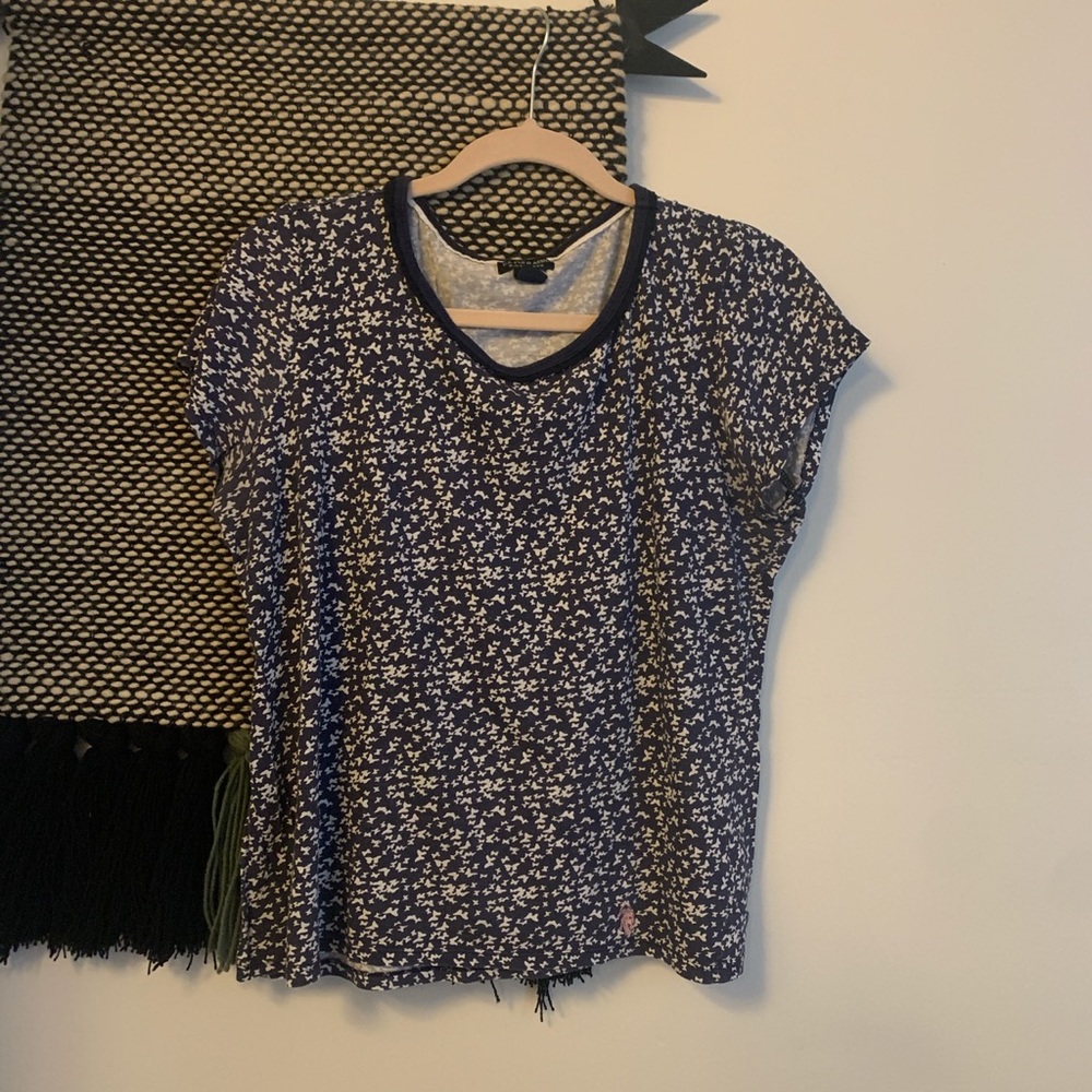 Navy Butterfly T-shirt
100% breathable cotton